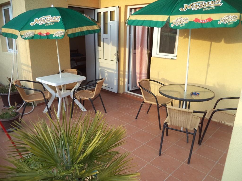 Vito Apartments Sutomore Zimmer foto